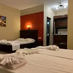 Adg Luxurious Lägenhetshotell 4*