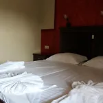 Adg Luxurious Lägenhetshotell