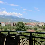Lägenhetshotell Adg Luxurious 4*