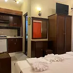 Adg Luxurious Lägenhetshotell 4*