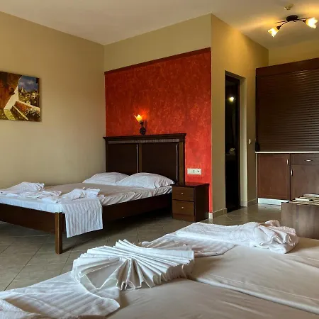 Adg Luxurious 4* ليبتوكاريا