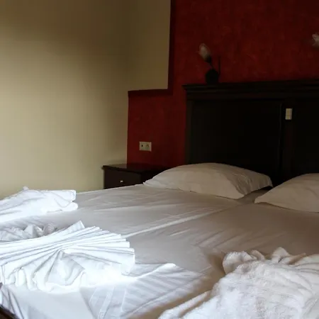 Adg Luxurious Aparthotel